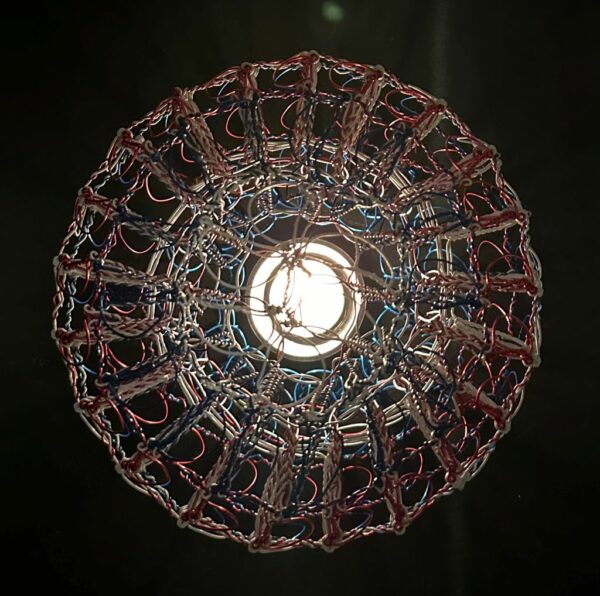 Bougeoir bleu blanc rouge en muselets Magali Lockwood.