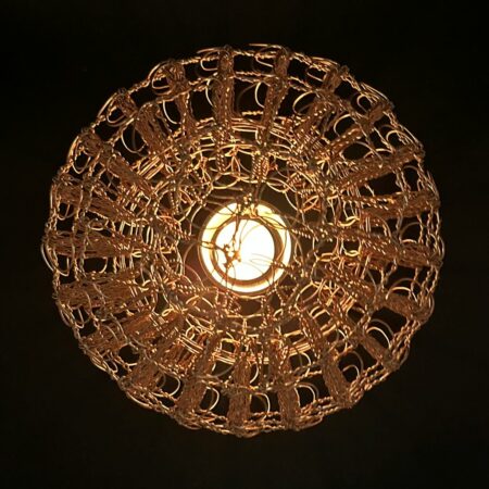 Bougeoir doré mat2 en muselets Magali Lockwood...